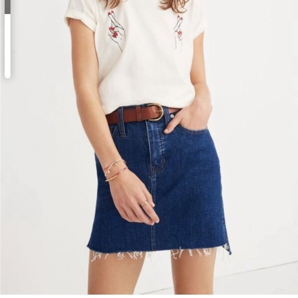 Madewell Stretch Jean/Denim Step Hem Straight Mini Skirt. Size 30. - Picture 1 of 15